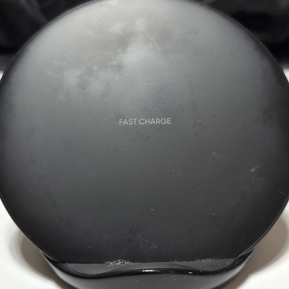 Samsung Fast Charge Wireless Charging Stand (2018 Edition)
